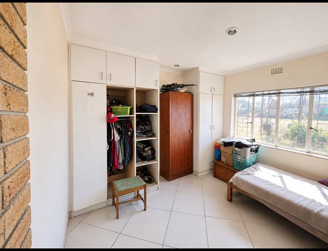 3 BEDROOM HOUSE FOR SALE IN BOLTONWOLD